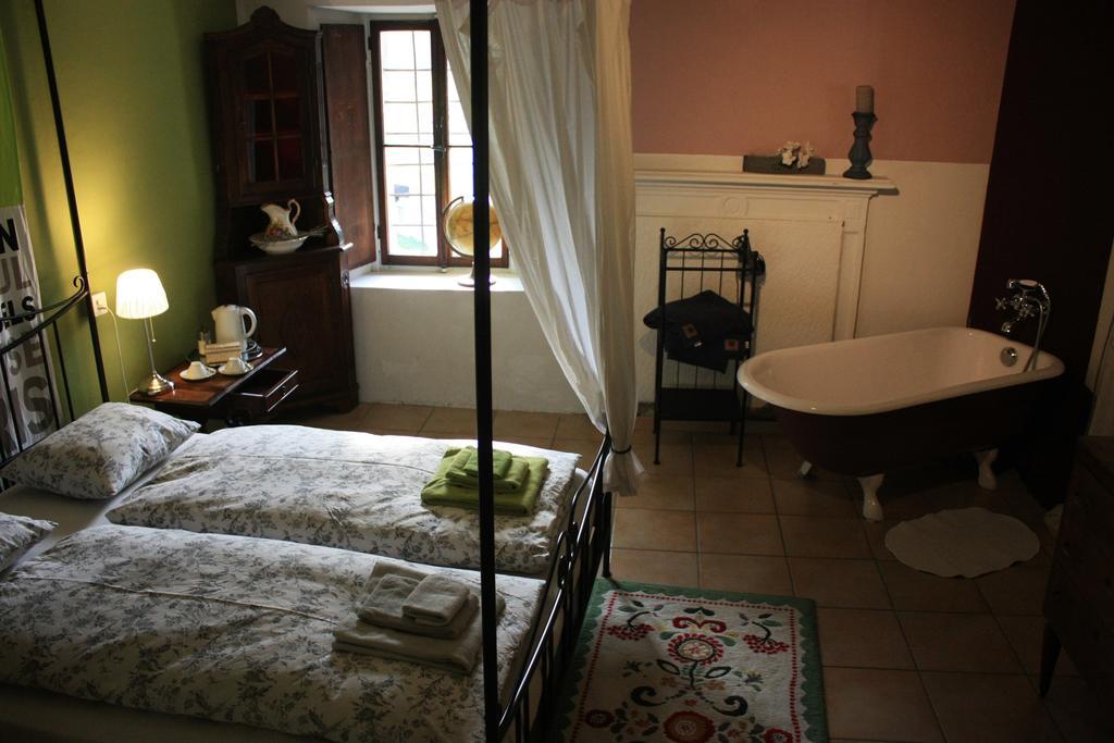 Affittacamere Casa Archi Losone Værelse billede
